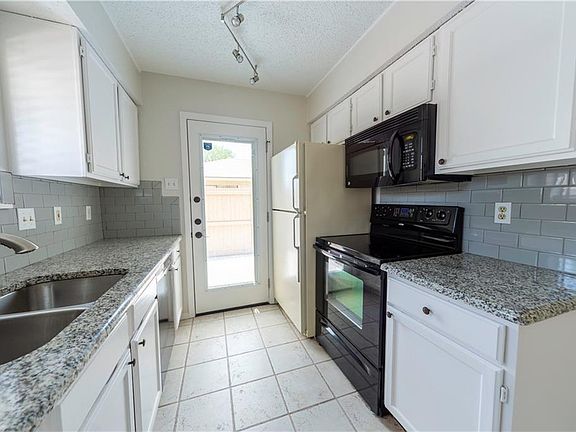 3rd image of 1805 W Spring Creek Pkwy APT Mm1