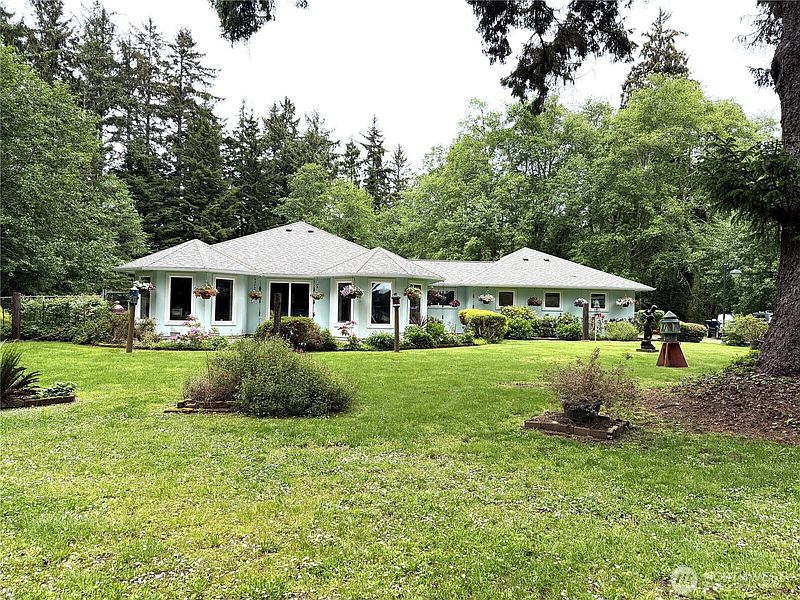 2nd image of 64 Mill Ranch Rd
