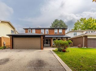 115 Simonston Blvd, Markham, ON L3T 4L9