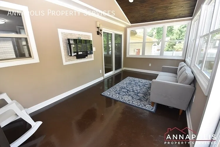 700 Mount Alban Dr — Photo 14