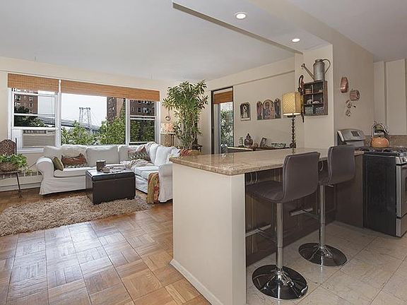 3rd image of 573 Grand St APT D704