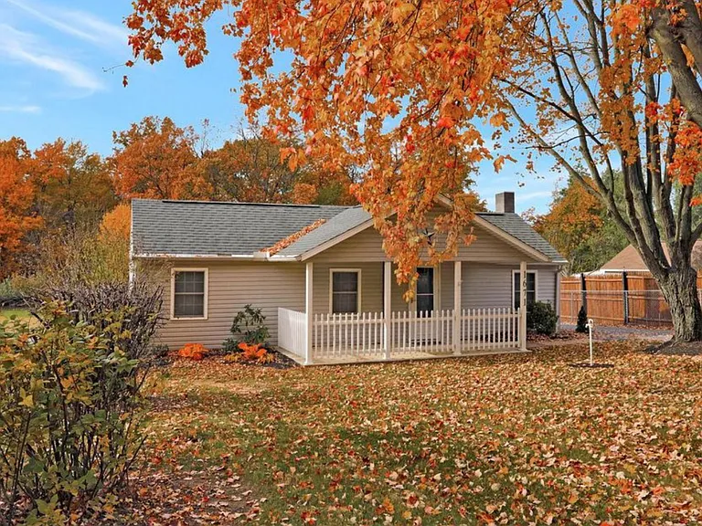1671 Black Gap Rd — Photo 15