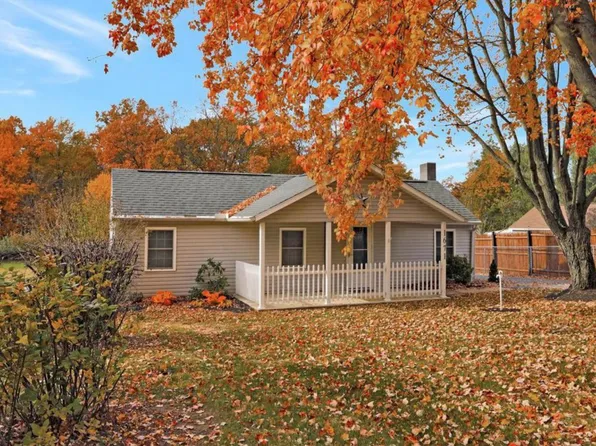 1671 Black Gap Rd, Fayetteville, PA 17222