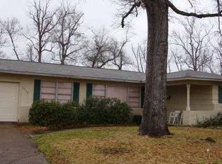 5530 Midford Dr, Beaumont, TX 77707