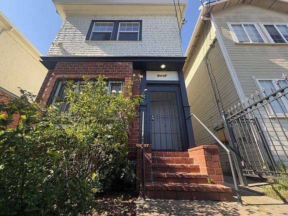 5th image of 3647 West St