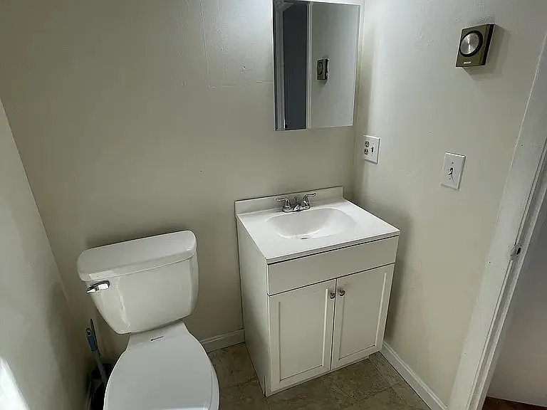 138 Parker St #B — Photo 5