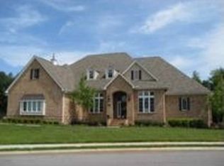 2352 Monticello Dr, Maryville, TN 37803