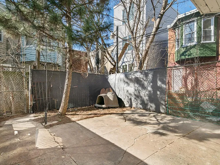 1212 N 24th St — Photo 2