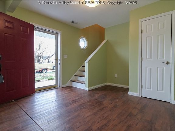 4th image of 113 Pinehurst Dr