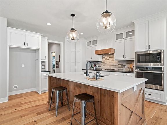 6th image of this home