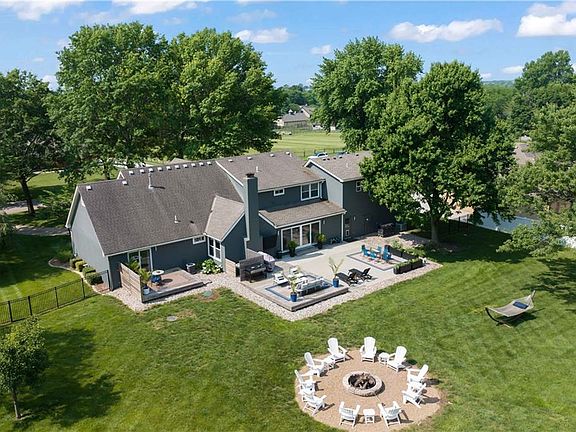 4th image of 3902 W 141st Dr