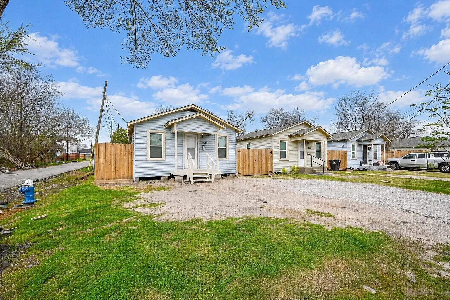 1 bed, 1.0 bath, 560 sqft, $800 — Photo 2