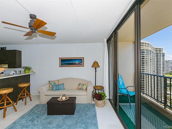 5th image of 411 Hobron Ln APT 2907