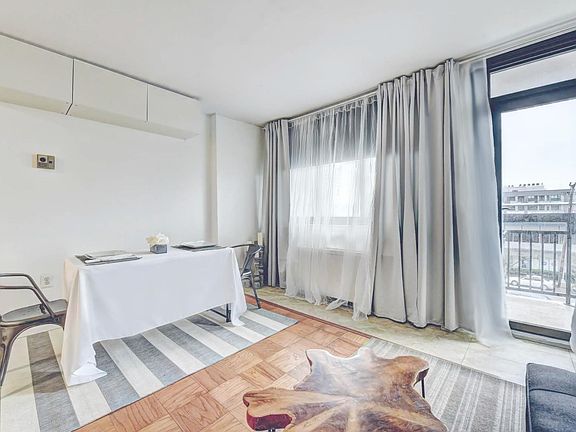 3rd image of 801 N Pitt St APT 308