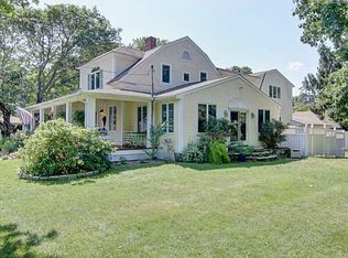 100 Sauga Ave, North Kingstown, RI 02852