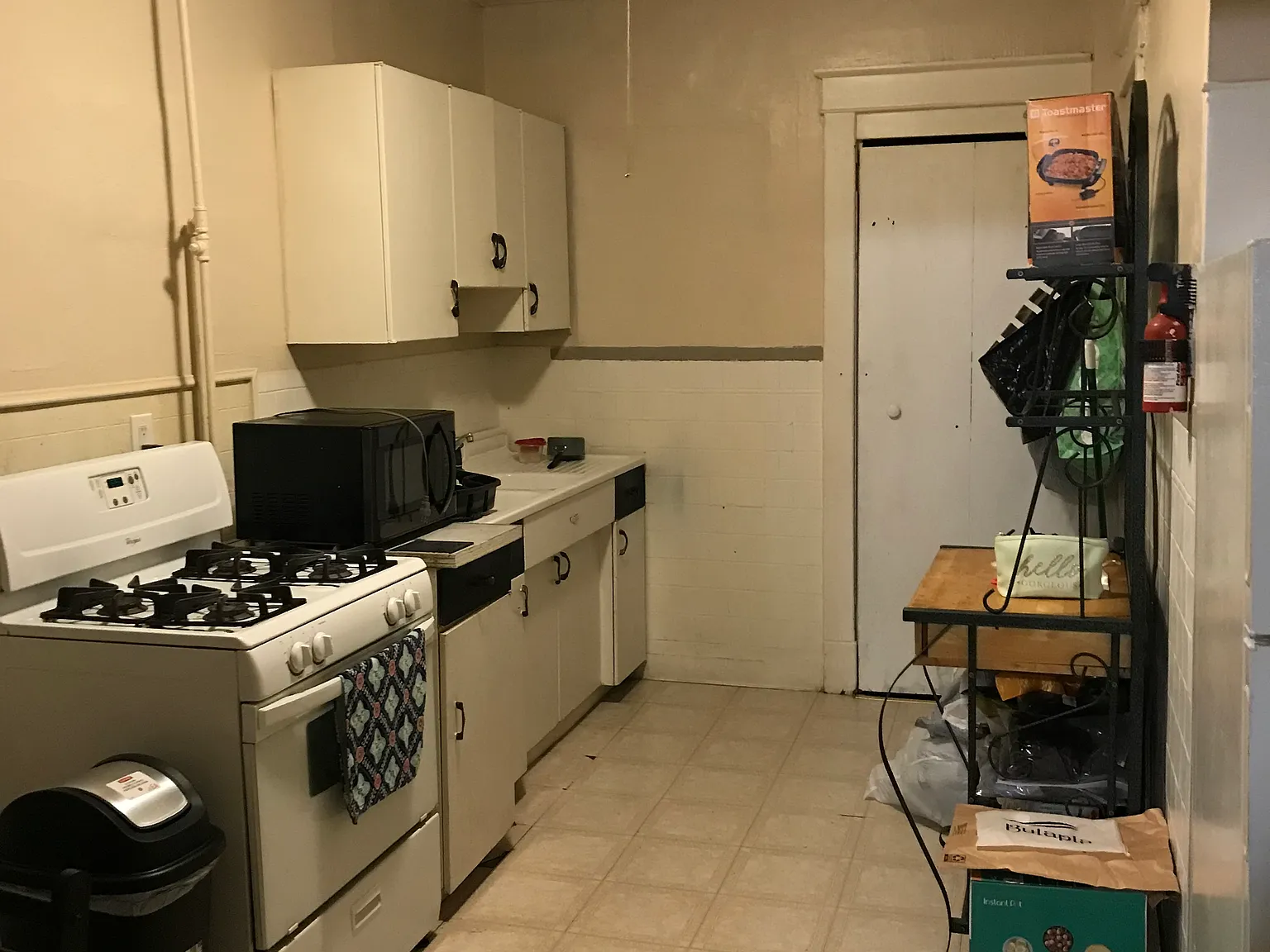 1 bed, 1100 sqft, $850 — Photo 2