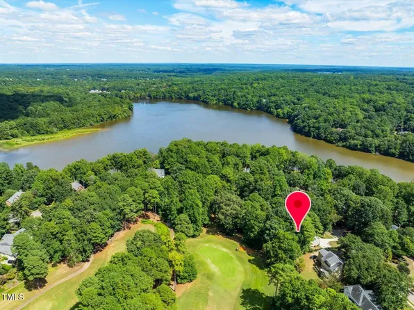 5420 Lake Edge Dr, Holly Springs, NC 27540