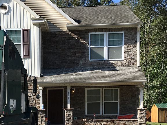3rd image of 7305 Waldon Park Ln