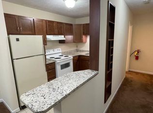 1610 6th Ave #11, Huntington, WV 25703