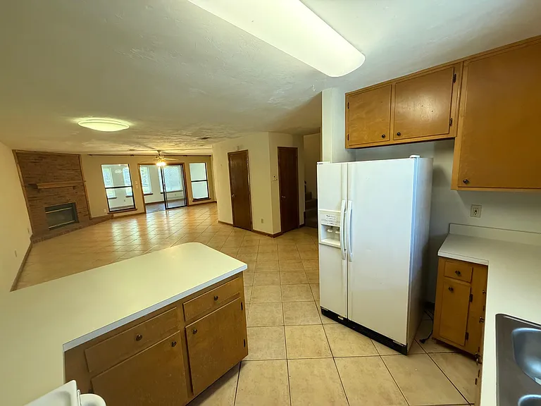 3207 Shamrock St #33 — Photo 10