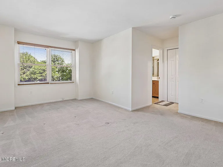 157 Northampton Dr — Photo 26