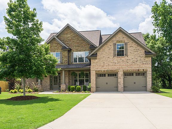 2nd image of 1409 Brody Dr