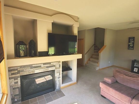 2nd image of 9011 Mansfield Dr