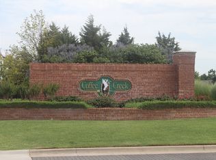 3233 Savoy Cir, Edmond, OK 73003