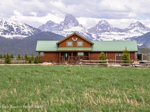 4535 Roxanne St, Tetonia, ID 83452