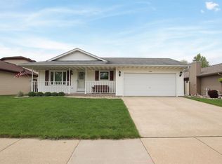 3835 Summerset Way, Oshkosh, WI 54901