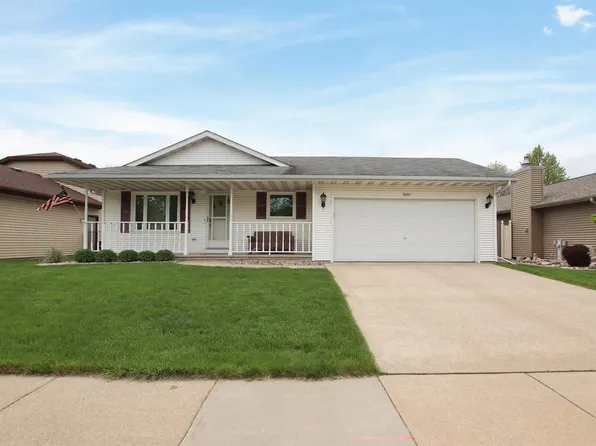 3835 Summerset Way, Oshkosh, WI 54901