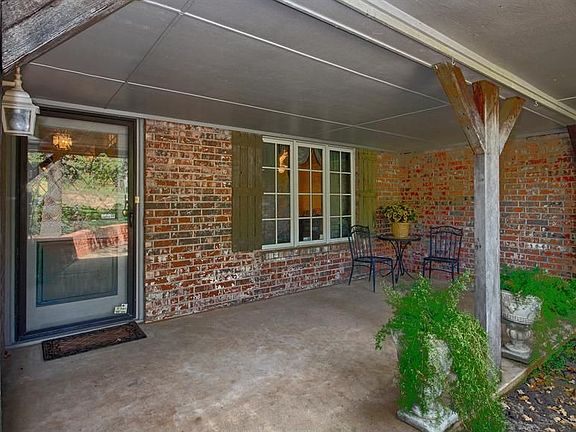 4th image of 8128 NW 18th St