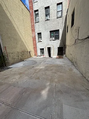 Outdoor, photo 1
