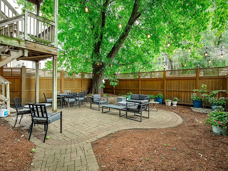 3833 N Wilton Ave #2N — Photo 26
