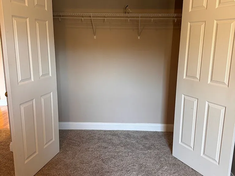10 Shoreline Dr — Photo 33