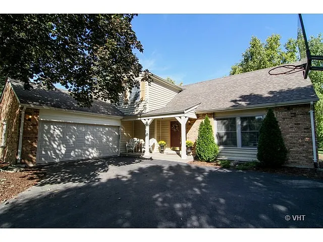 1355 Brighton Dr photo 1