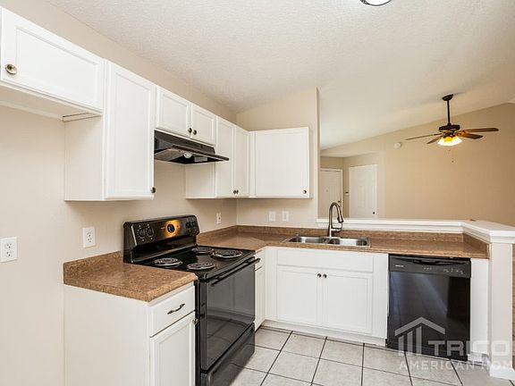 5th image of 3230 Boynton Dr