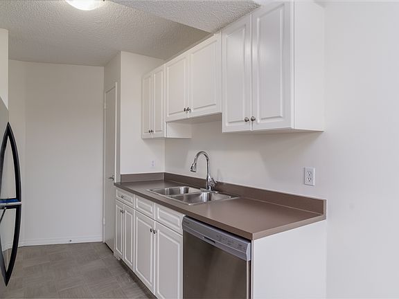 4th image of 13811 66th St #398291