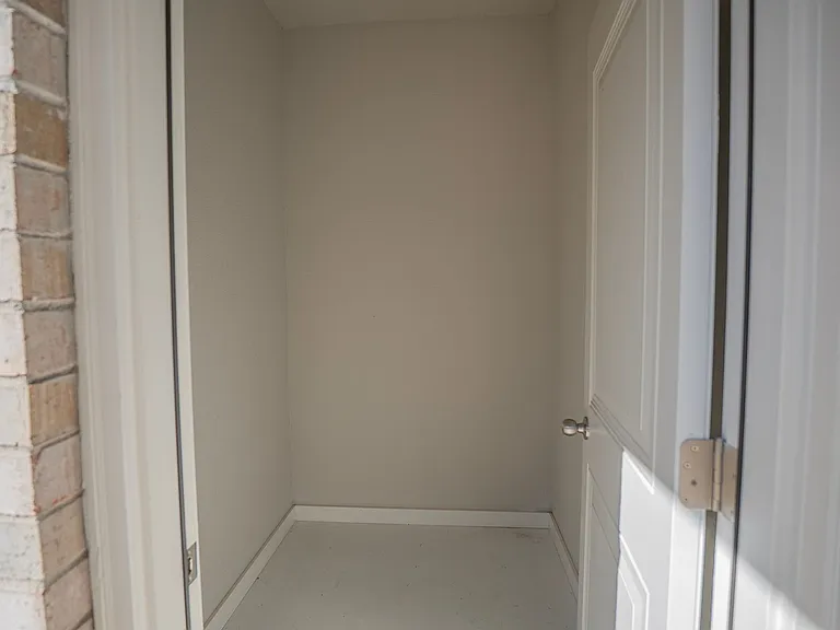 1134 N Pink Ter — Photo 13