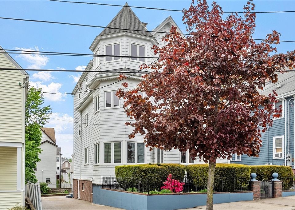1st image of 17 Tufts Ave