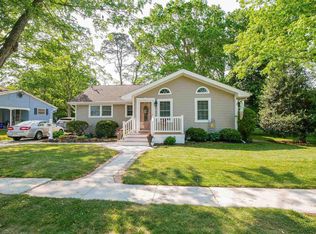 35 S Laurel Dr, Somers Point, NJ 08244