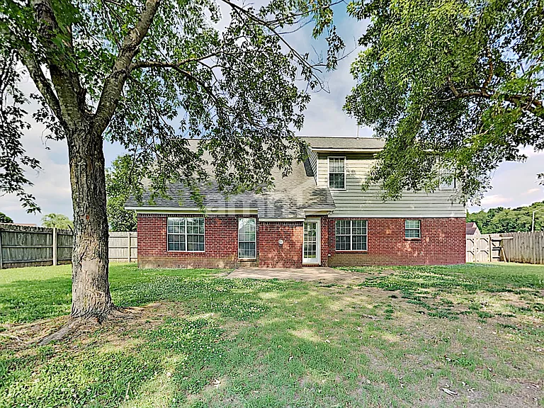 5633 Michaelson Dr — Photo 16