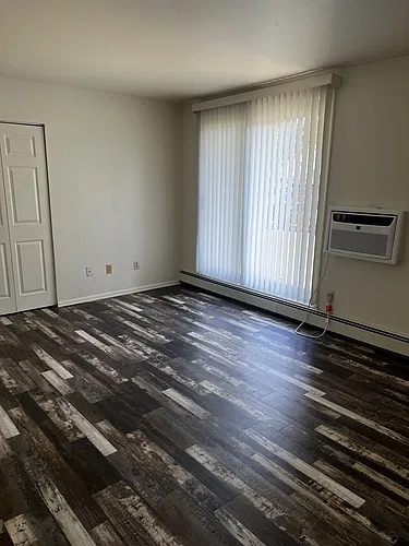 Floor plan 206