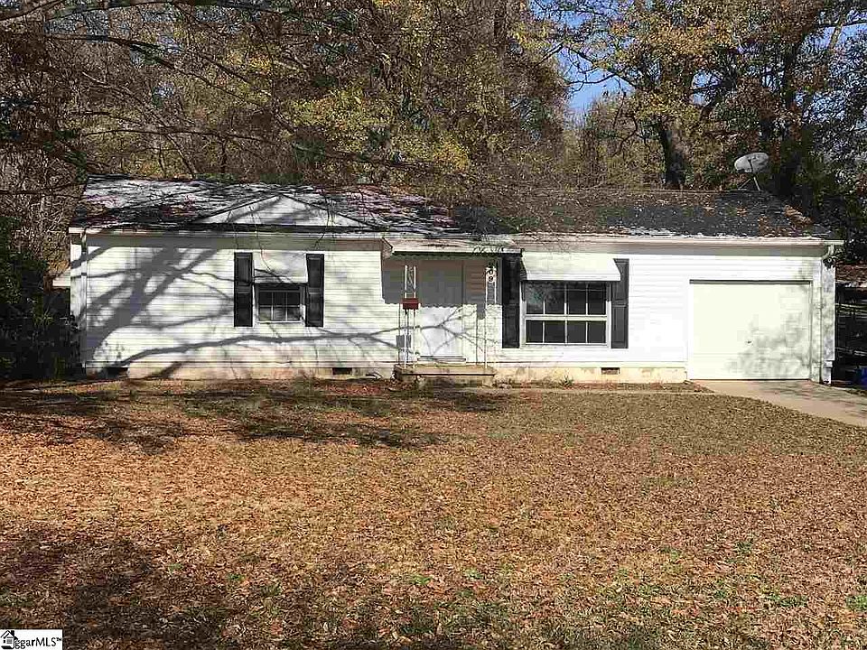 1st image of 209 Meadors Ave