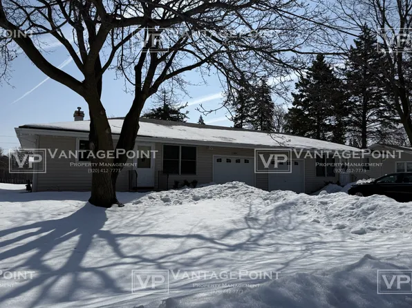 2099 Dove St, Green Bay, WI 54304