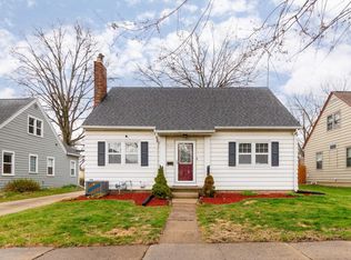 919 Denver St, Waterloo, IA 50702