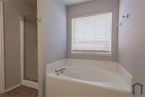 2817 Thrush Dr — Photo 13