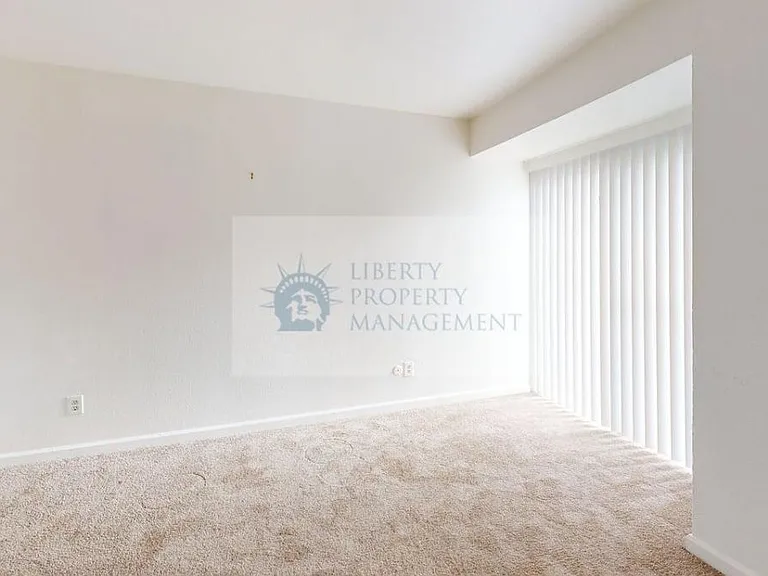 1313 Floyd Ave #119 — Photo 8