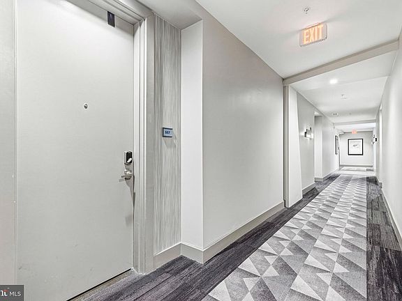 2nd image of 145 Riverhaven Dr Unit 557