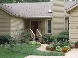 2404 Copper Hill Ct, Midlothian, VA 23112